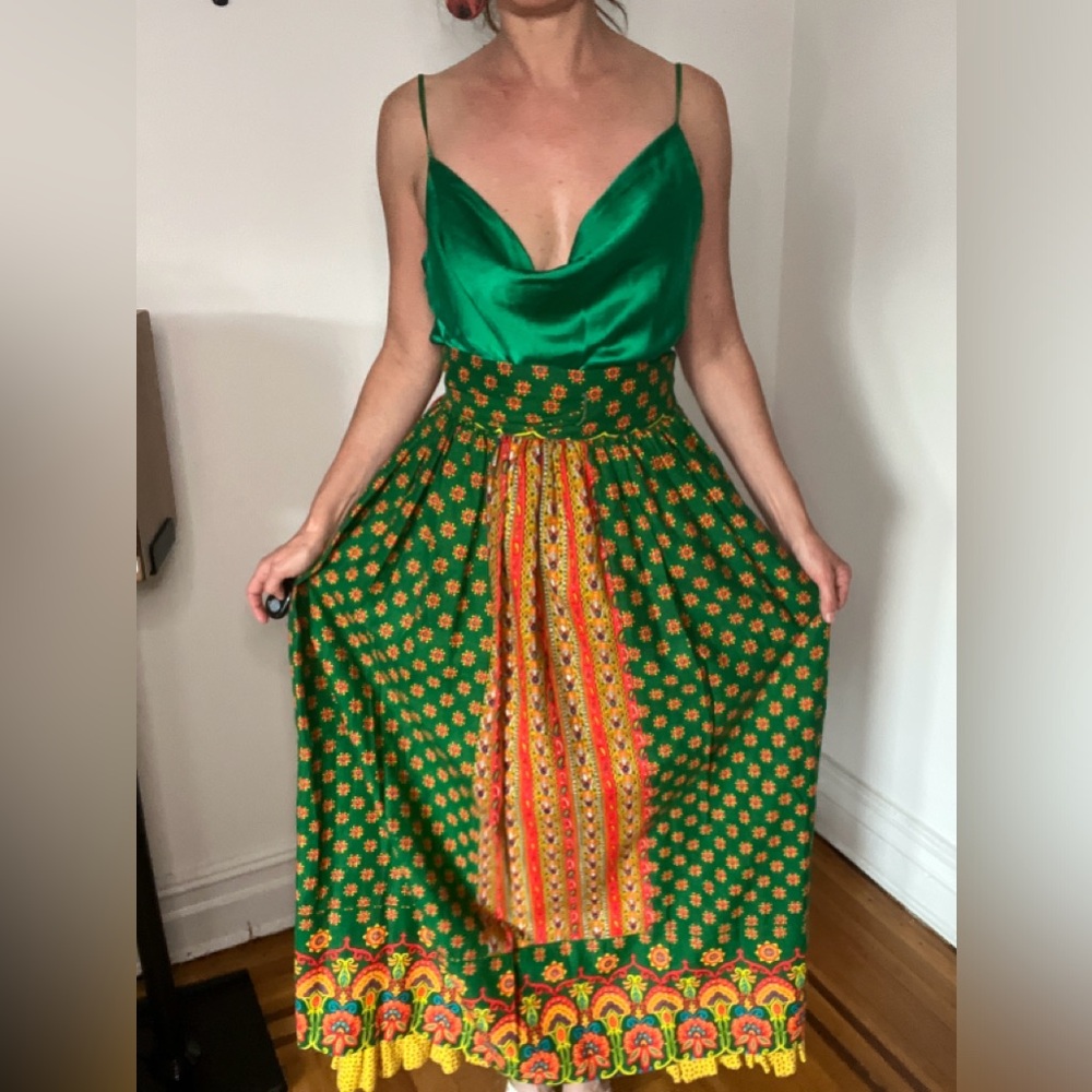 Vintage Ellen Tracy size 9 wraparound maxi skirt. Vibrant floral and paisley